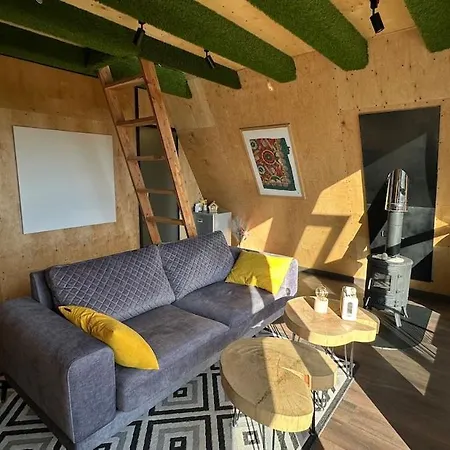 Holiday home A-frame з видом на говерлу і петрос, барбекю & терасою