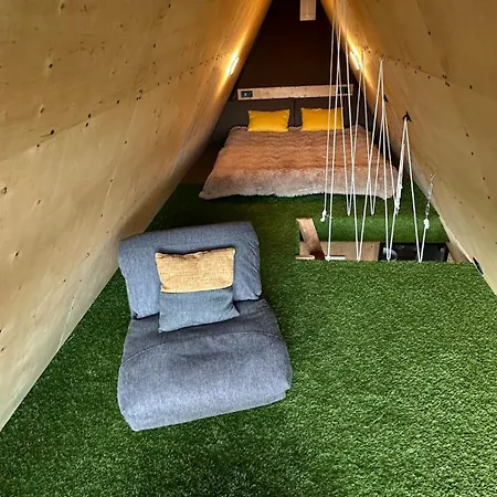 Holiday home A-frame з видом на говерлу і петрос, барбекю & терасою